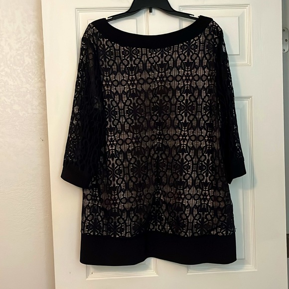 WOMEN’S PLUS SIZE BLOUSE : SIZE 20W - Picture 3 of 3